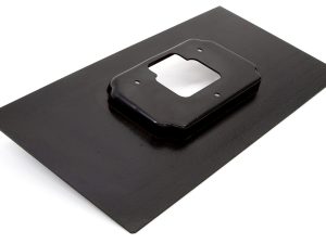iC-7 Moulded Panel Mount Size: 250mm x 500mm (10" x 20")