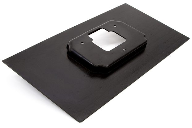 iC-7 Moulded Panel Mount Size: 250mm x 500mm (10" x 20")